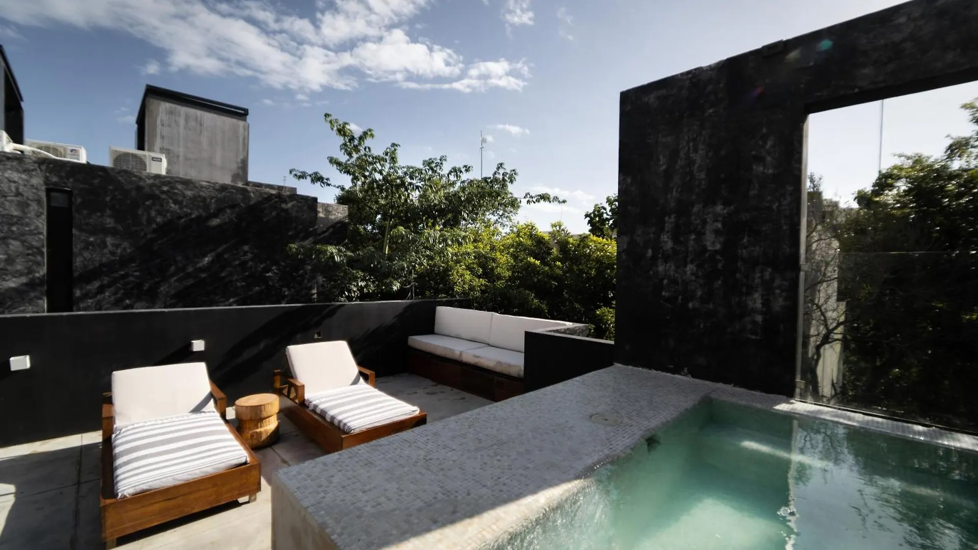 Design Luxury Duo Villas, 24 Pax, 5 Pools & 2 Rooftops, Bbq, Near Beach Tulum