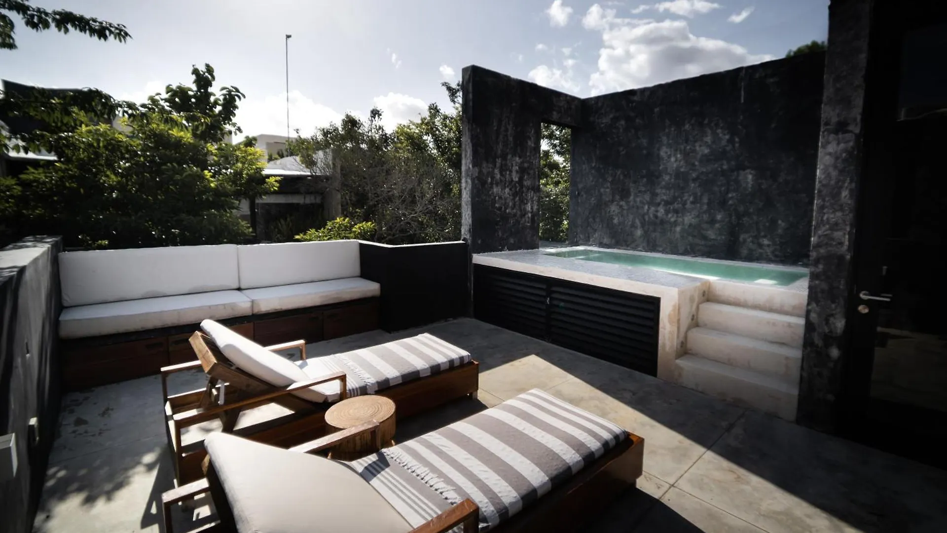 Design Luxury Duo Villas, 24 Pax, 5 Pools & 2 Rooftops, Bbq, Near Beach Tulum