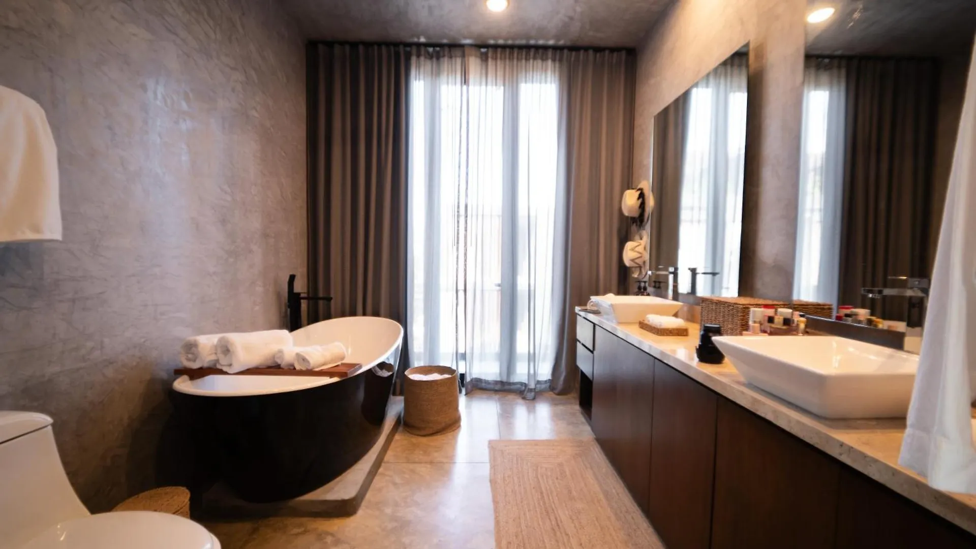 Design Luxury Duo Villas, 24 Pax, 5 Pools & 2 Rooftops, Bbq, Near Beach Tulum 0*,